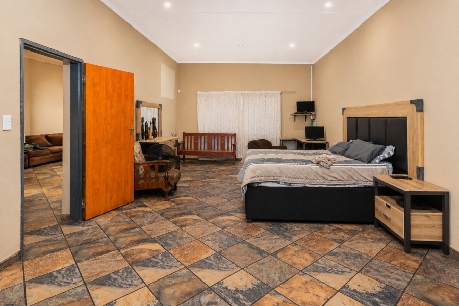 5 Bedroom Property for Sale in Brits North West